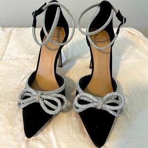 INC - Lidani pointed toe pumps